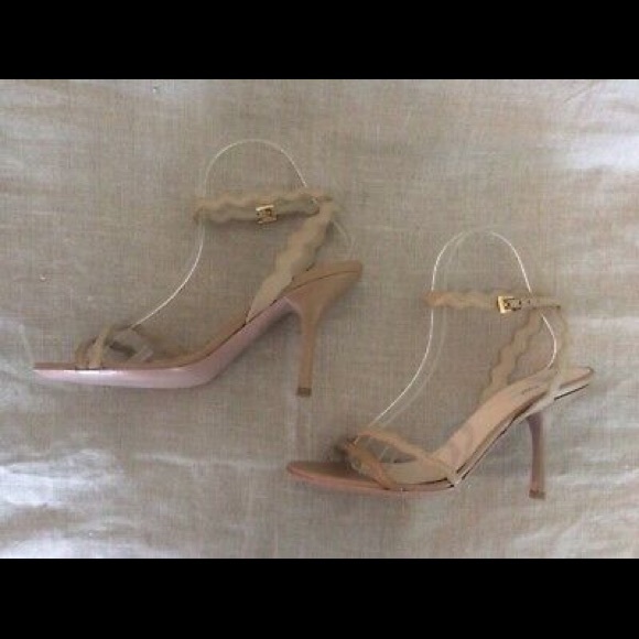 Prada Scalloped Sandals Tan Leather Ankle Strap - Picture 5 of 8